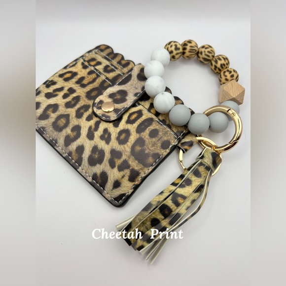 Wallet Keychain - Picture 7 of 8